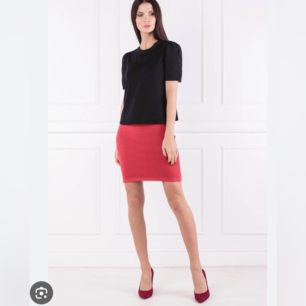 Emporio armani Skirt rosso vulcano sz 38 NWT